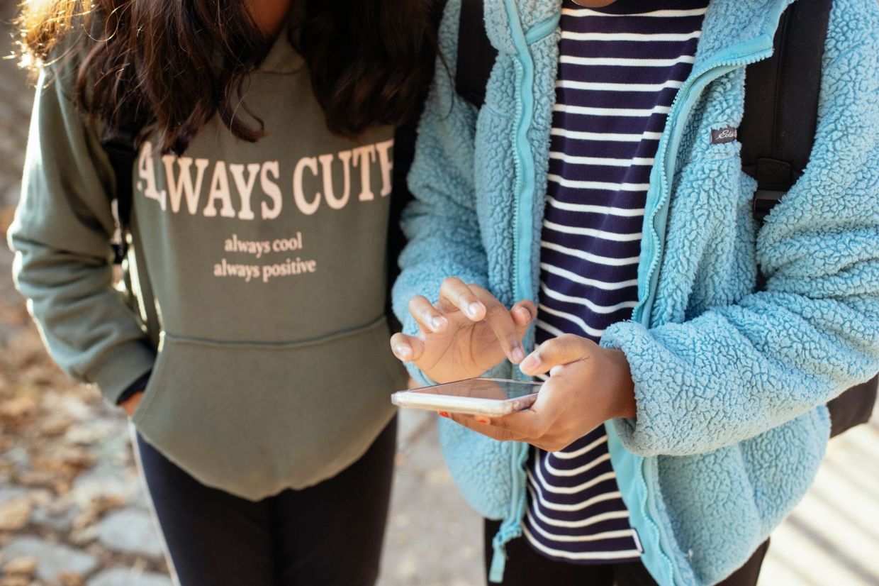 France Pushes Through Under-15 Social Media Ban as Europe Takes Hardline on Youth Screen Time