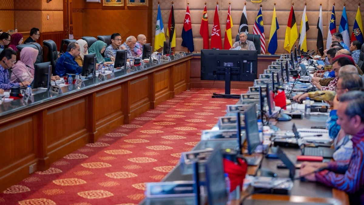 Malaysia's Cost of Living Council Charts Comprehensive Rice Strategy While Expanding Social Safety Net