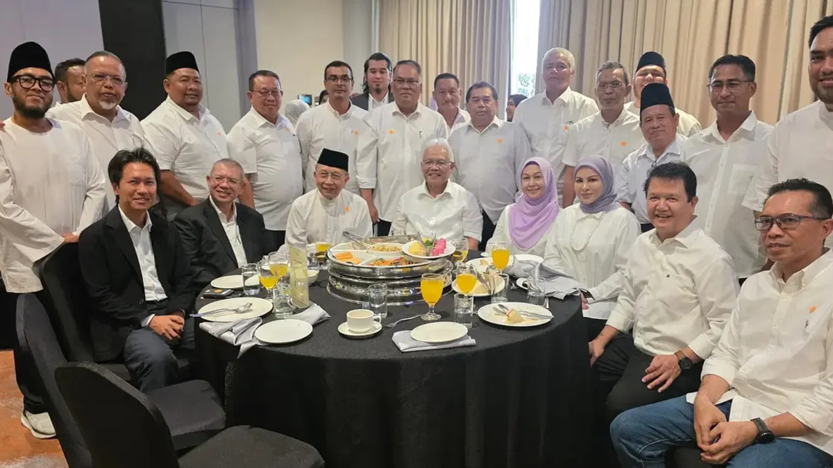 Hamzah Takes Helm of Wawasan as Party Reshuffles Leadership