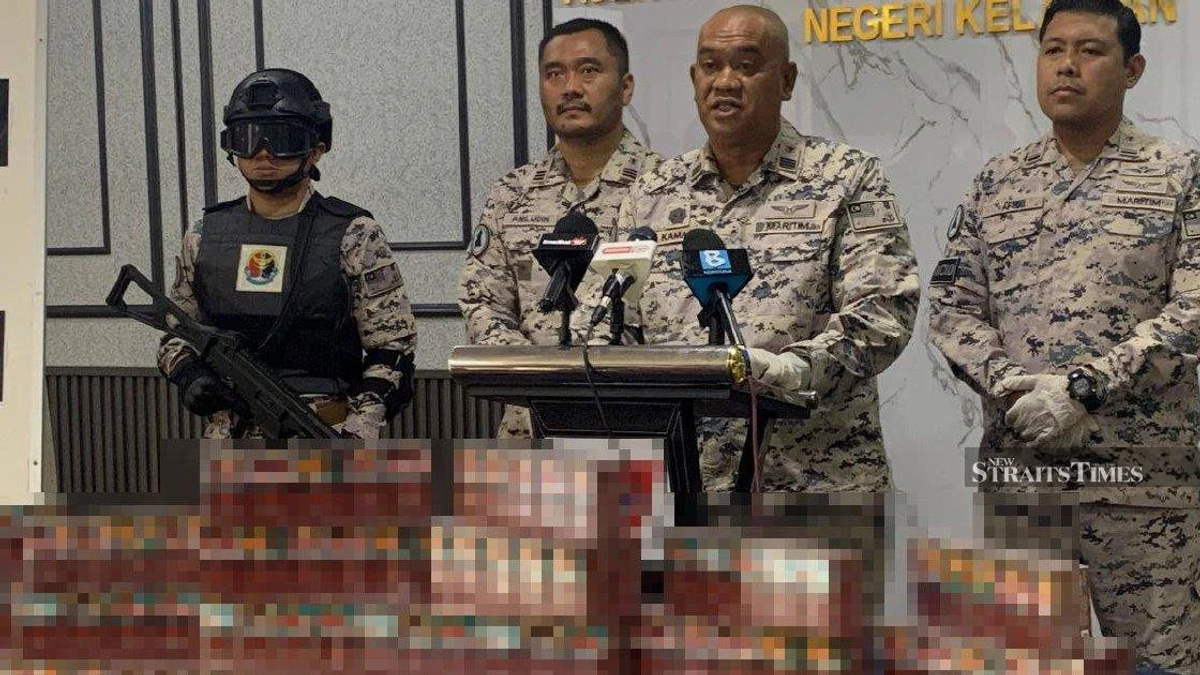 MMEA nets contraband cigarette haul worth RM212,000 in Kelantan river raid