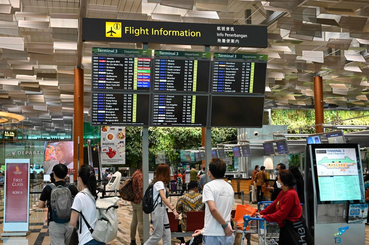 Hong Kong Mother and Son Jailed for Airport Violence in Singapore