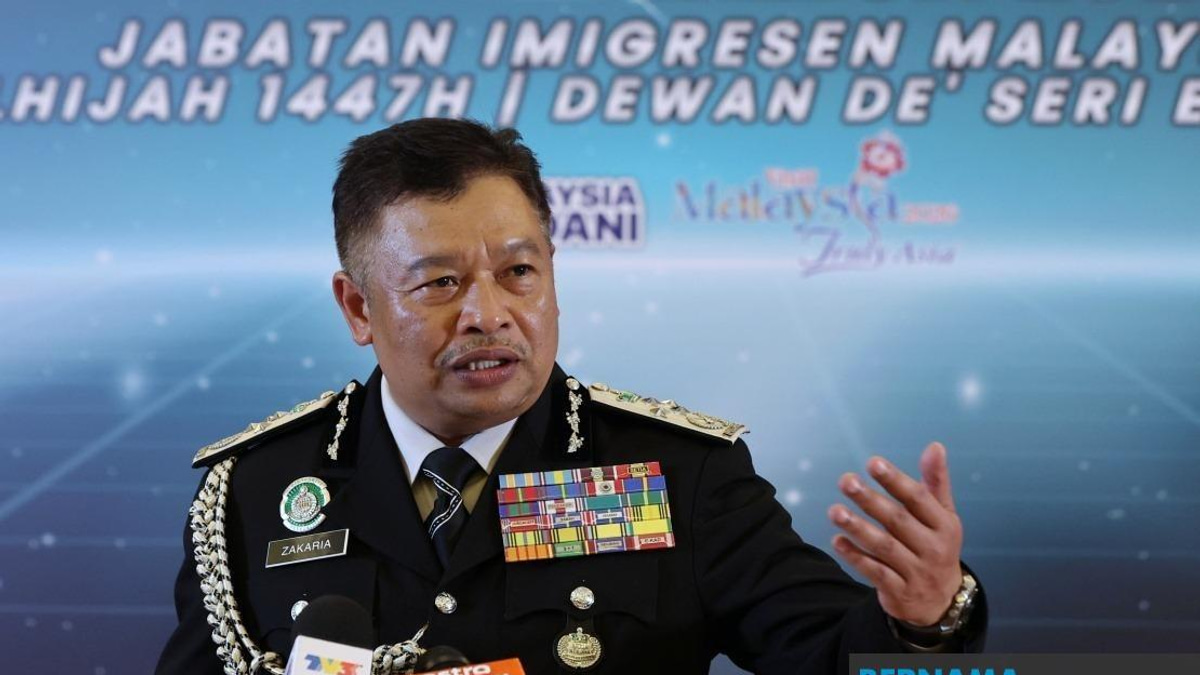 Only Two Airlines Facing Malaysian Passport Processing Issues, Says Immigration Chief