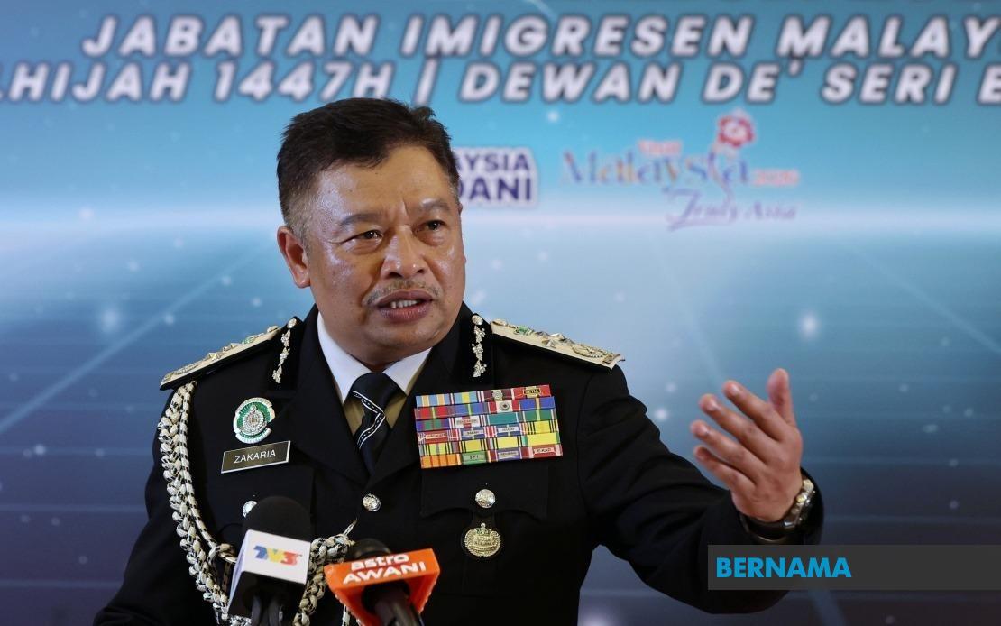Only Two Airlines Facing Malaysian Passport Processing Issues, Says Immigration Chief
