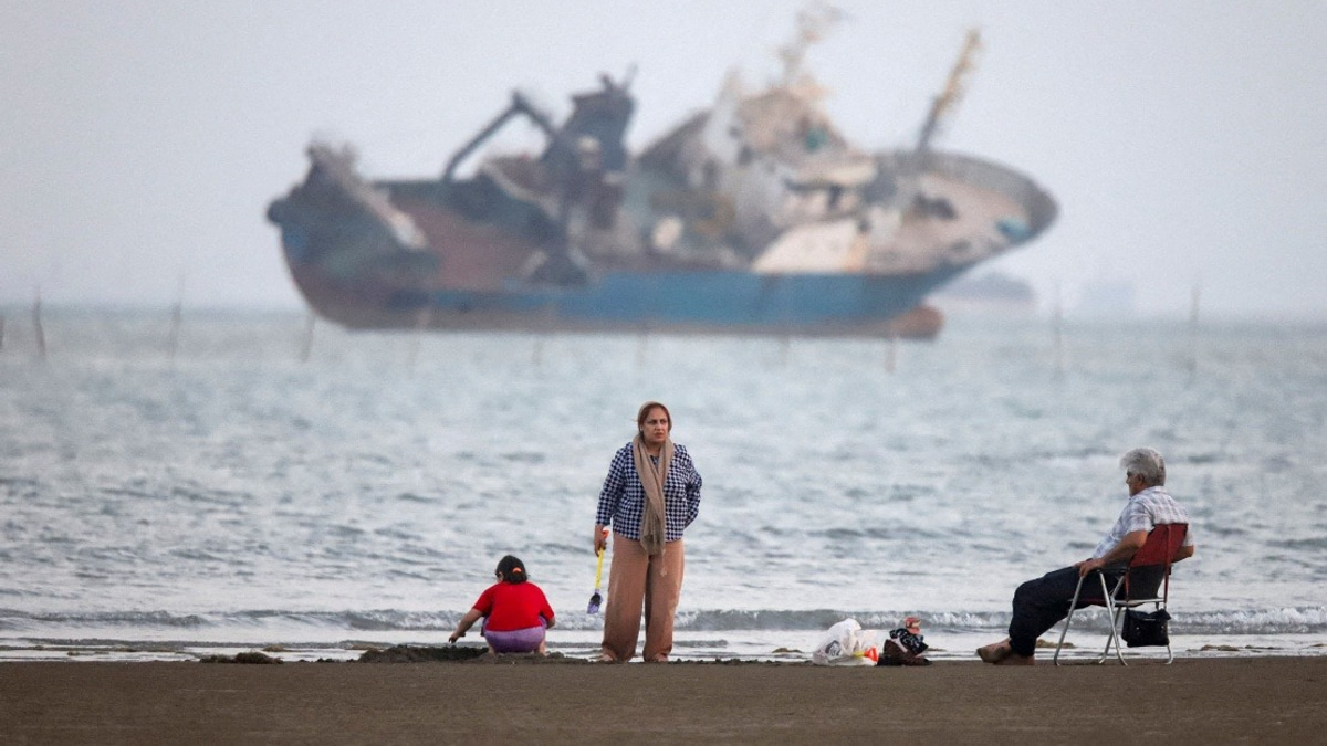 US Imposes Fresh Sanctions on Iran-Linked Financial Network Following Strait of Hormuz Vessel Attacks