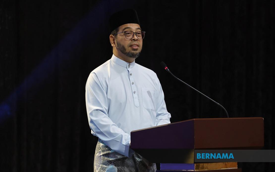 Malaysia Must Strengthen Muslim Unity to Face Global Challenges, Says Zulkifli