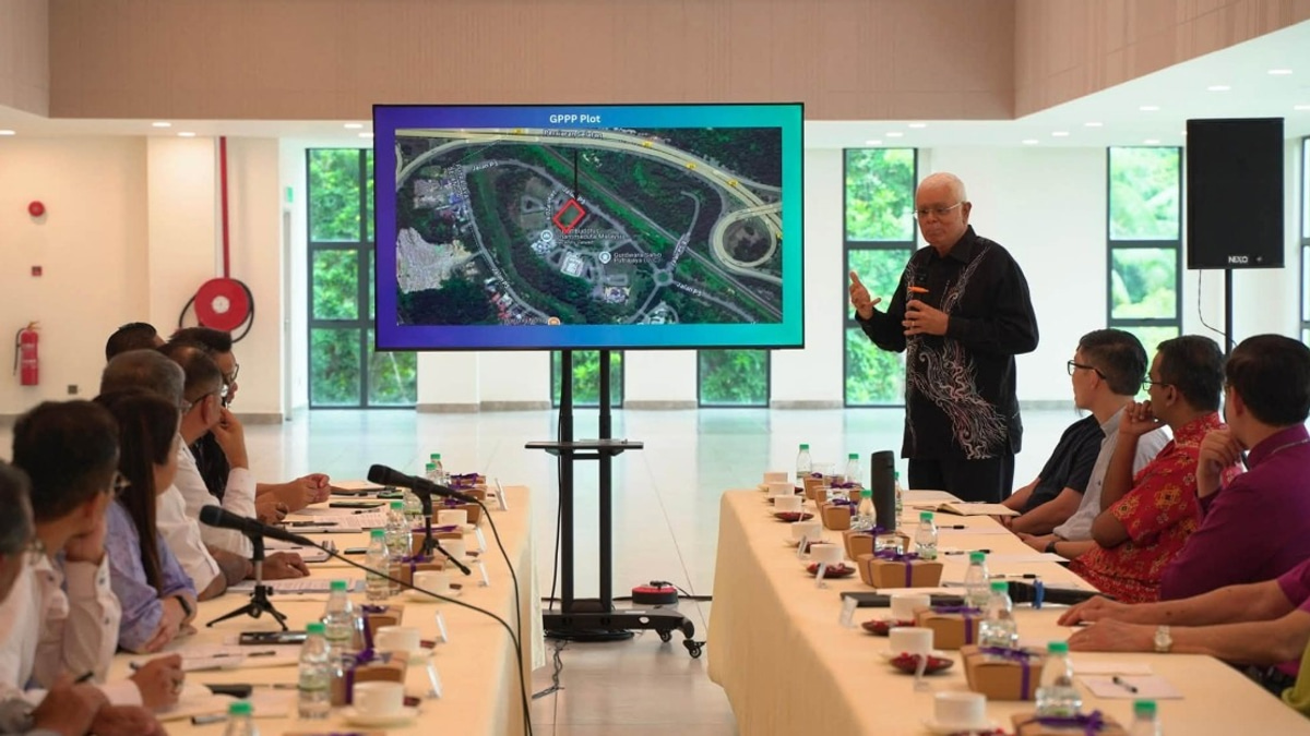 Putrajaya's Precinct 20 to Become Interfaith Worship Hub, Says Unity Minister