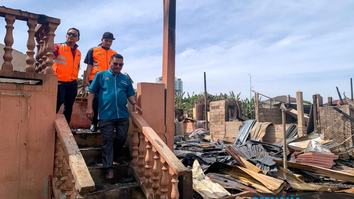 Kitchen Paper Fire Blamed for Devastating Gok Kapur Blaze That Left 110 Homeless