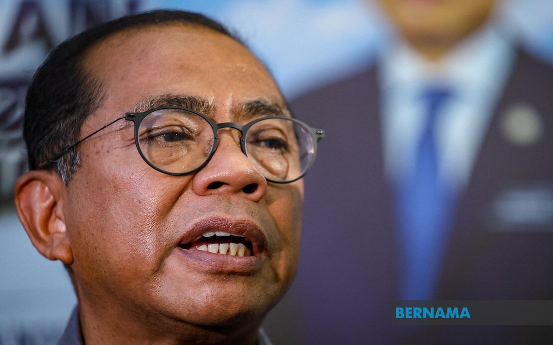 Malaysia's Defence Minister Mohamed Khaled Begins Vietnam Visit to Deepen Military Cooperation