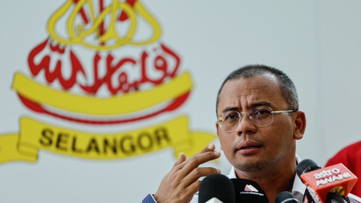 Selangor's Top Official Flags Community Shielding of Rohingya Refugees as Enforcement Barrier