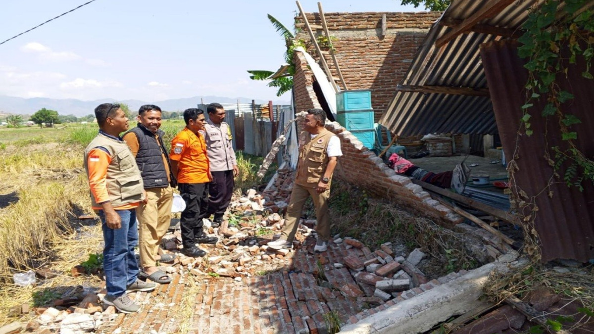 Death toll from powerful Flores earthquake climbs to 38 as rescue teams intensify search efforts