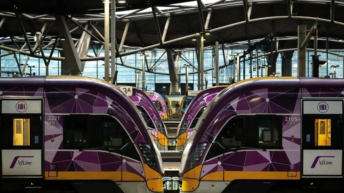 Australia's Rail Network Recovers as Telstra Works to Resolve Major Outage