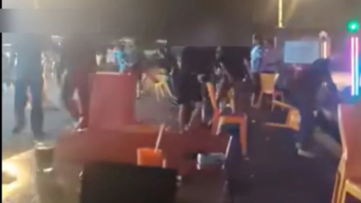 Four arrested after violent brawl erupts at Kulai restaurant, chairs used as weapons