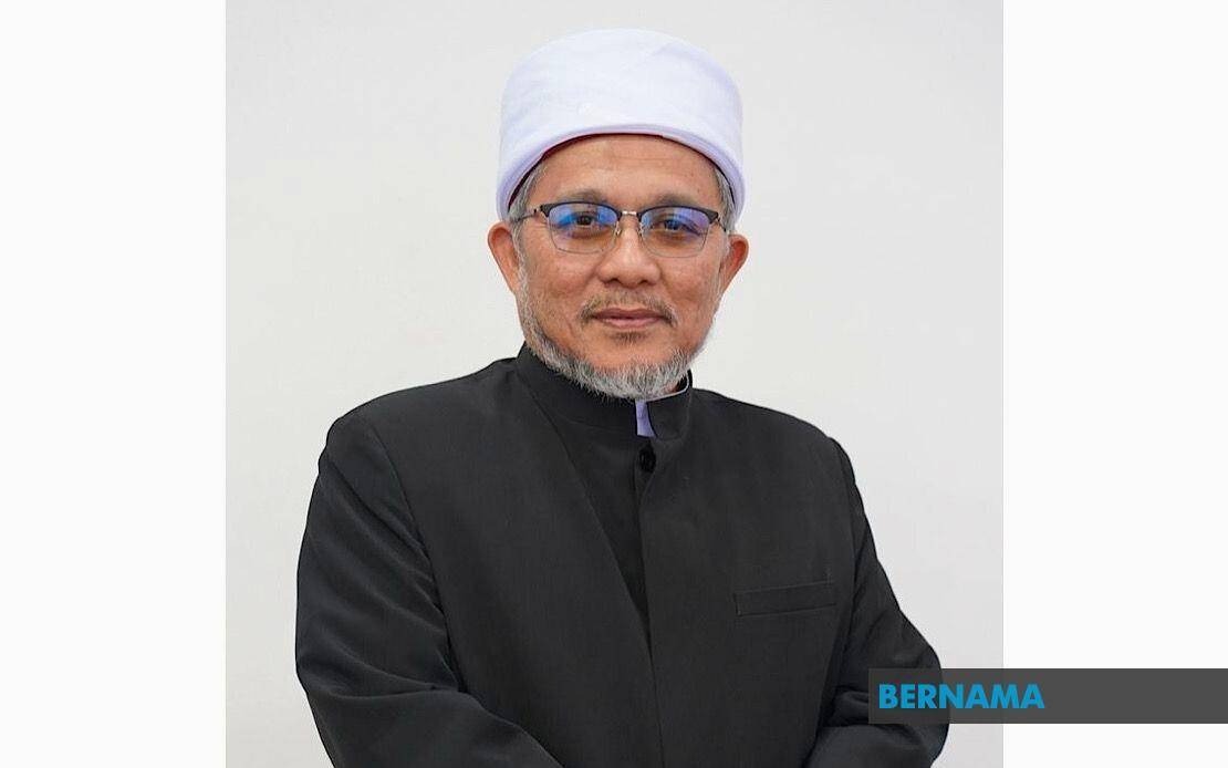 Pahang Reaffirms Sultan's Authority Over Mosques and Suraus as Friday Prayer Debate Continues