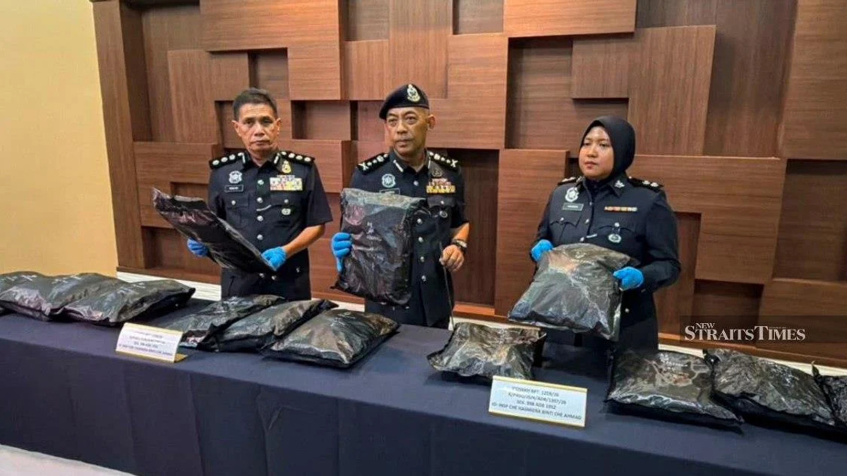 University Student Nabbed Smuggling RM1.17mil Cannabis Buds Through Bukit Kayu Hitam