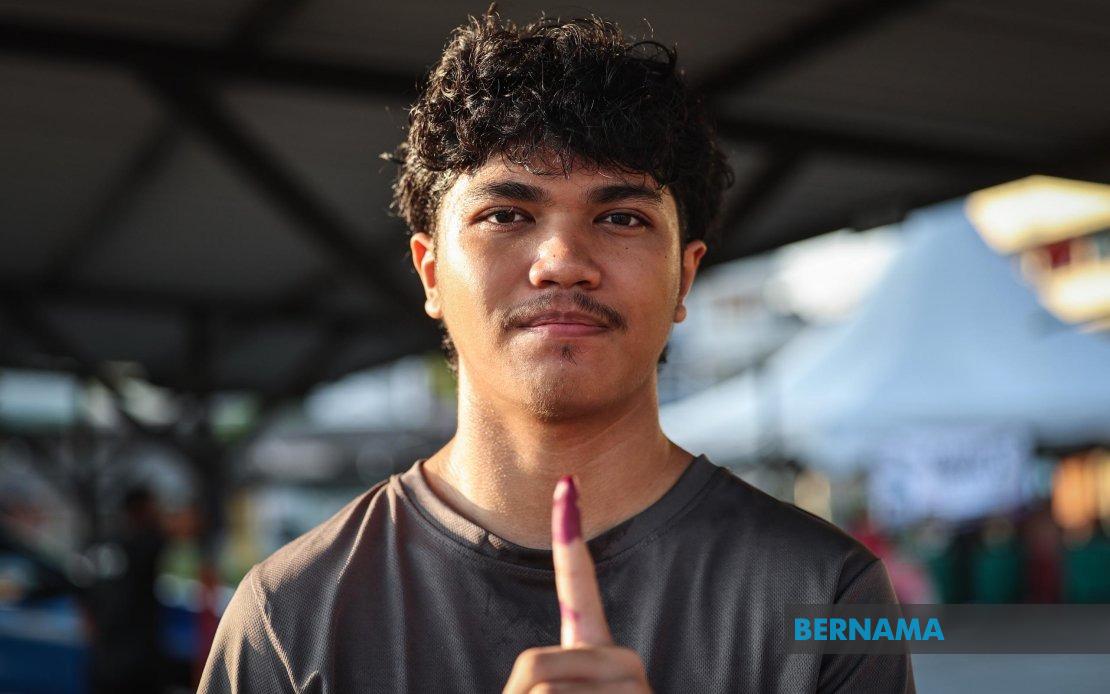 Johor's First-Time Voters Demand Performance Over Party Labels