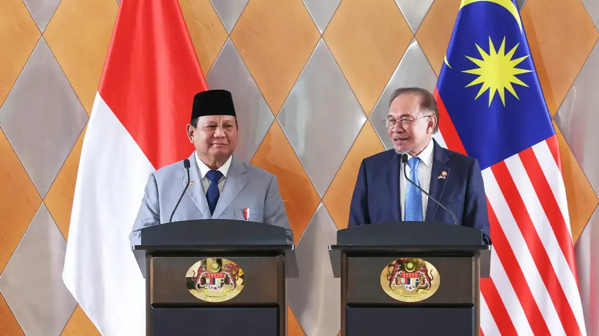 Anwar Seeks Prabowo's Intervention on Felda's RM2 Billion Eagle High Investment Risk