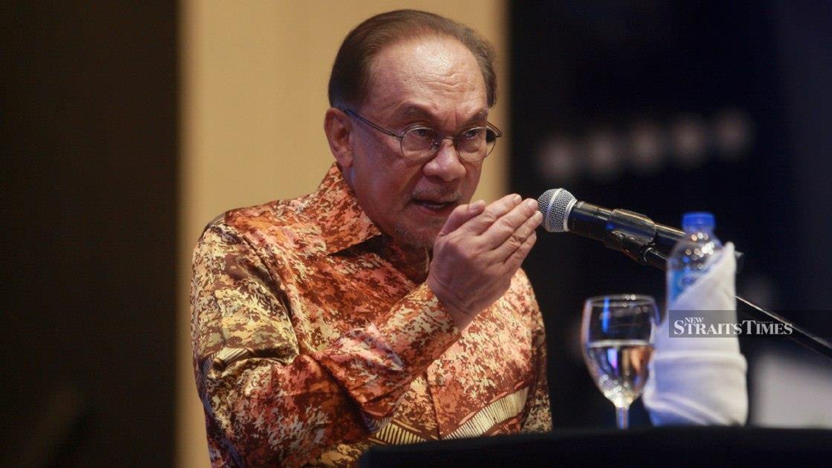 Anwar Initiates Investigation into Khazanah Subsidiary Following Governance Lapses