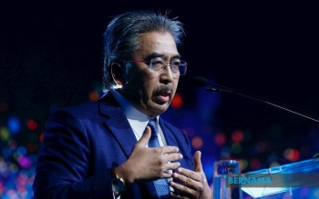 Malaysia to Reassess Import Strategy and Bolster Home-Grown Industries, Says Johari