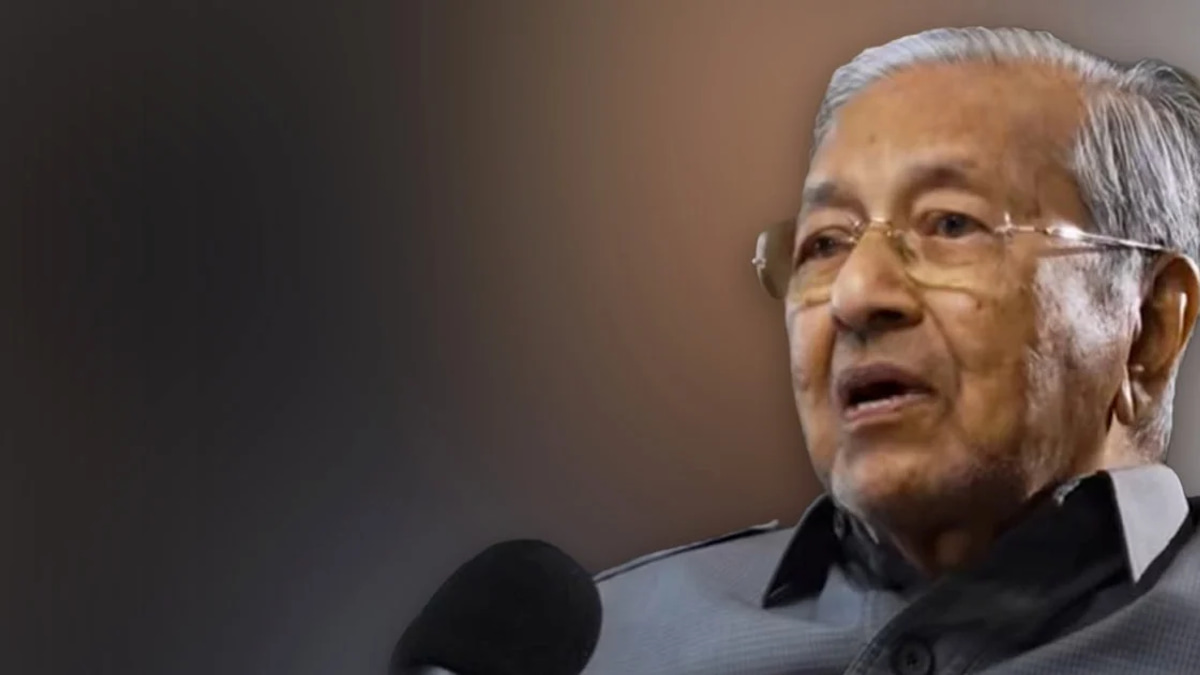 At 101, Mahathir Reveals Longevity Formula: Eat to Live, Not Live to Eat