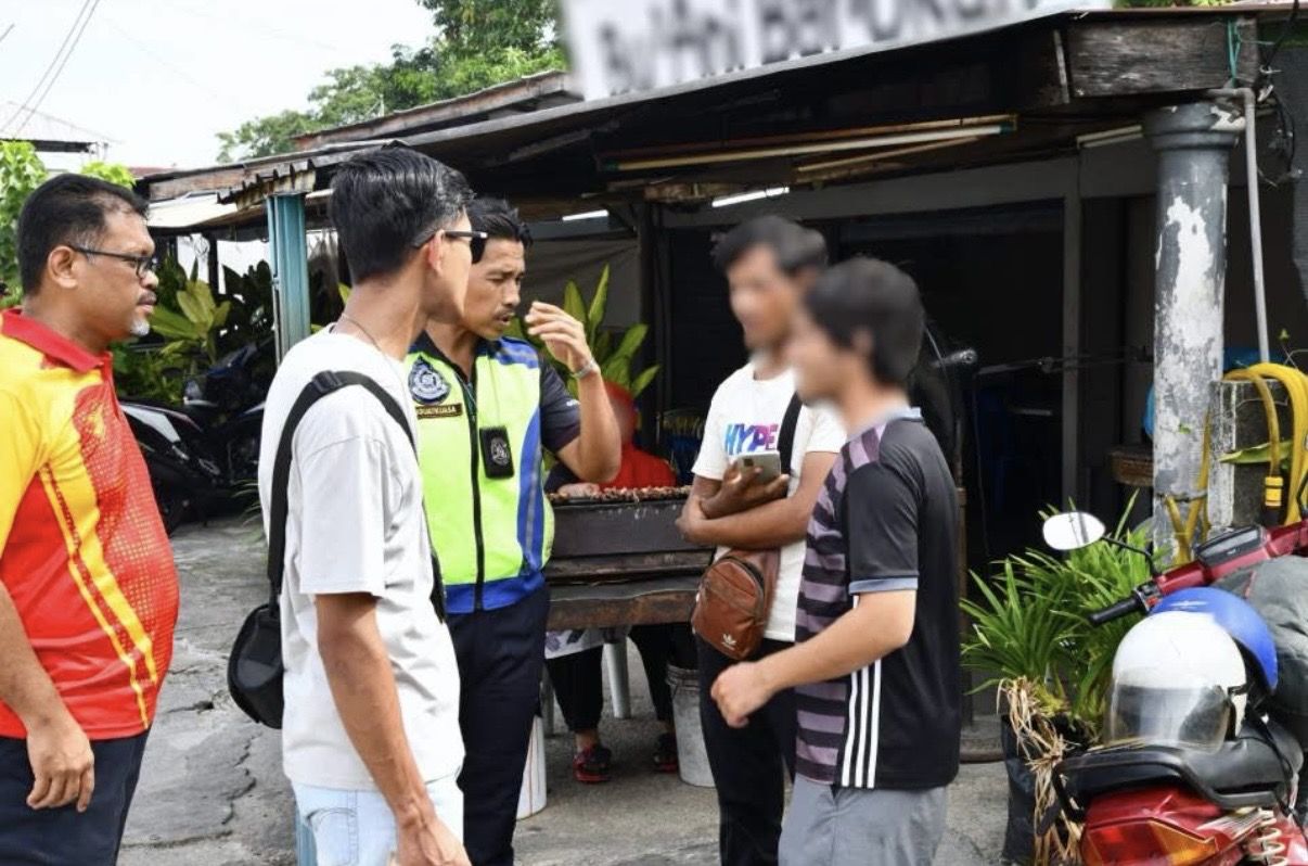 Joint immigration crackdown nets 33 undocumented foreigners in Puchong