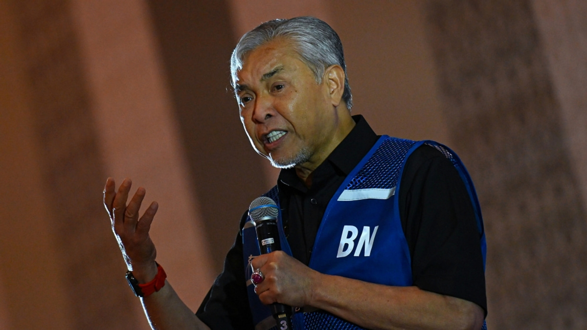 BN Stands by Manifesto Pledge as Ahmad Zahid Rebuffs Copying Claims