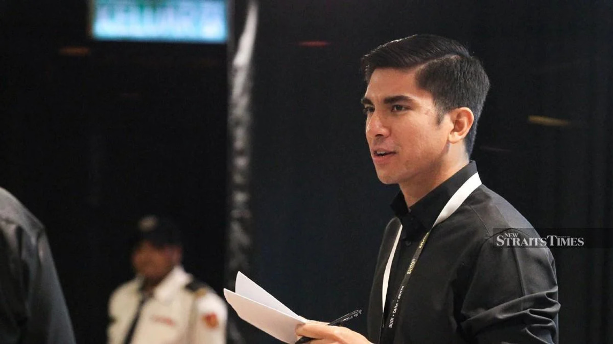 Muar MP Syed Saddiq Pledges RM115,000 from Part-Time Role to Constituency Development