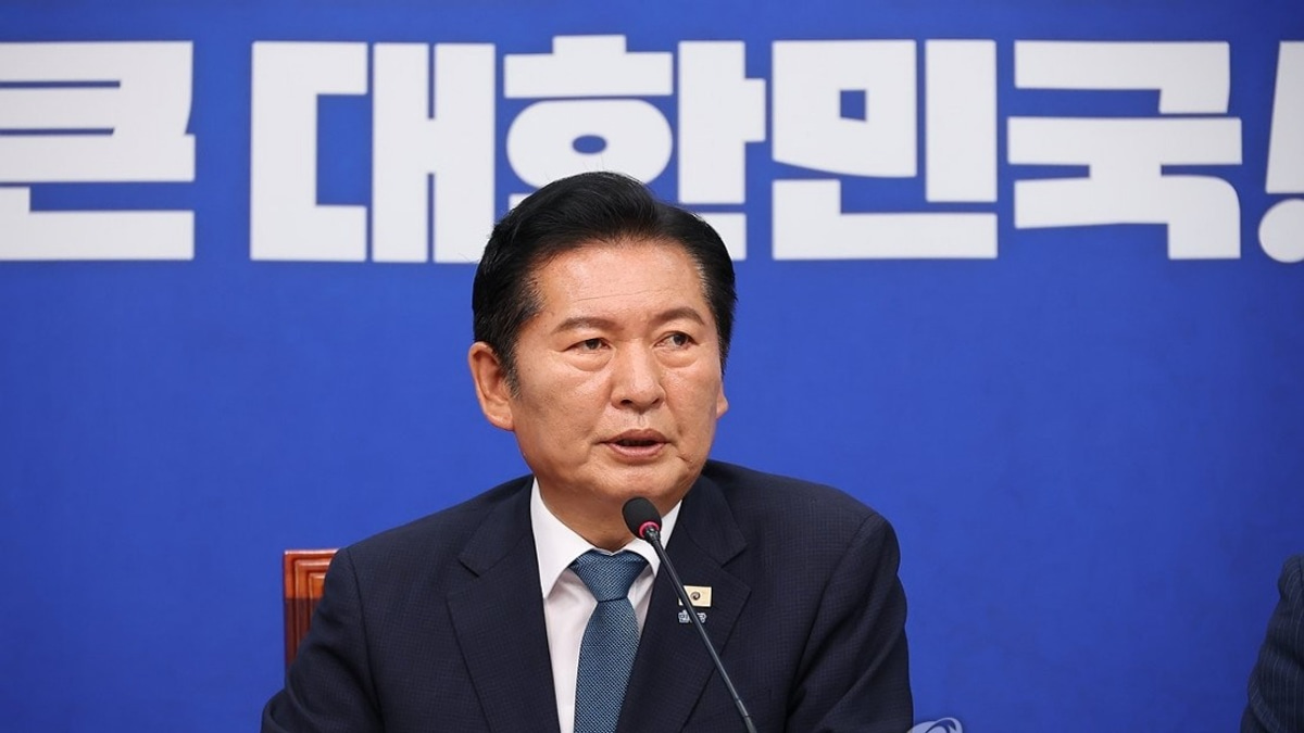 South Korean Ruling Party Chair Jung Chung-rae Steps Down Ahead of Leadership Race