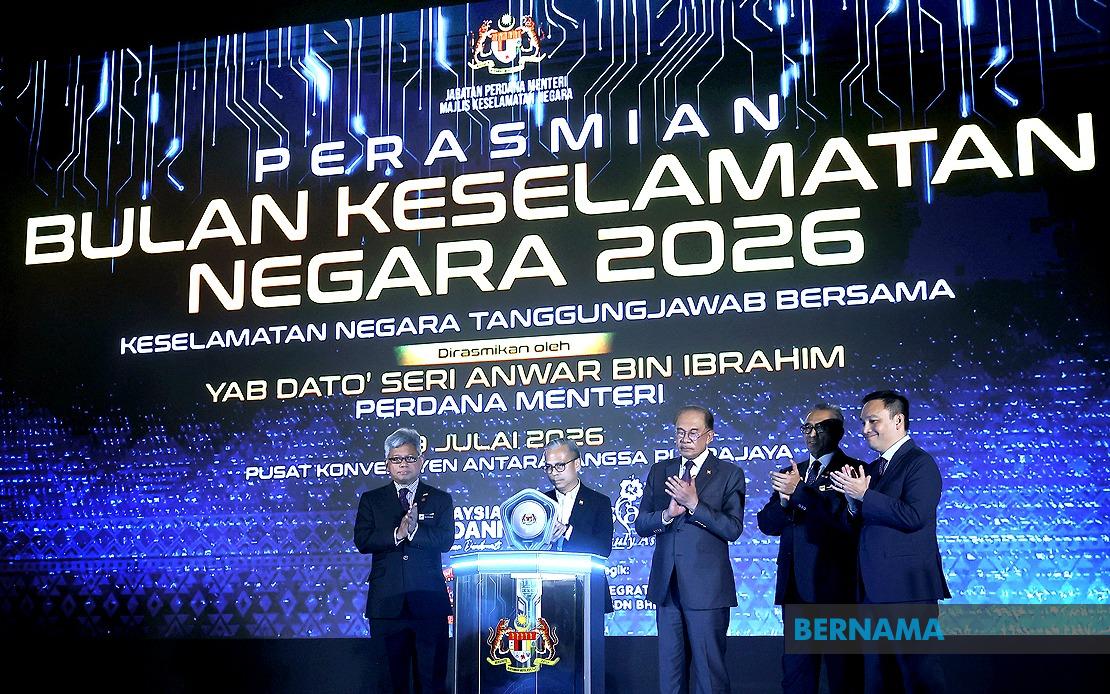 Anwar Calls for Unity Focus as Malaysia Grapples with Complex Security Threats