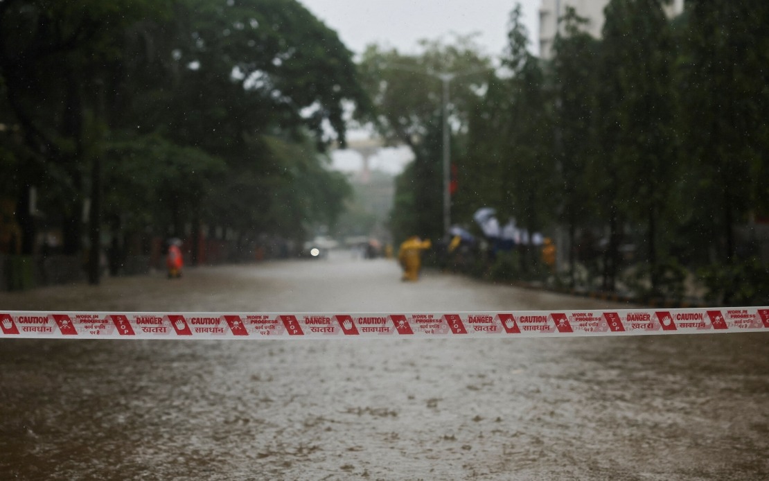 Six Dead as Mumbai Building Collapses During Heavy Monsoon Rains