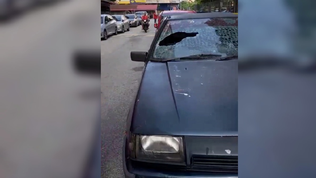 Three men arrested over vehicle vandalism spree at PJ apartment block