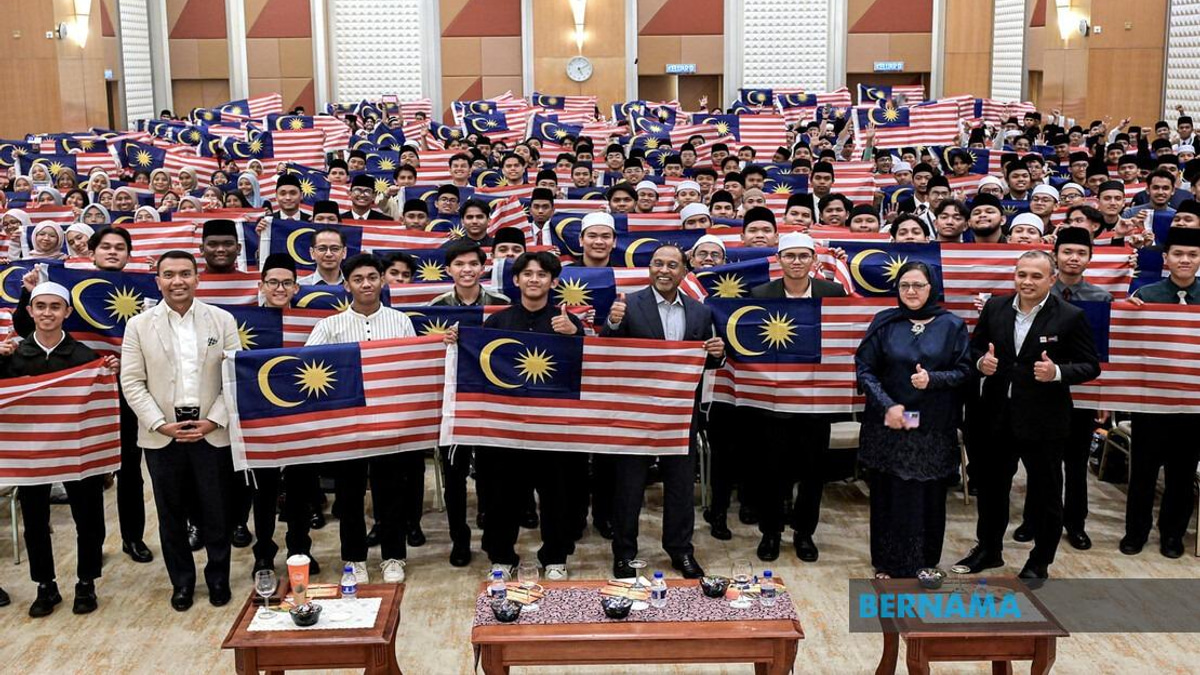 Malaysia Stepping Up Monitoring of Students in West Asia Amid Regional Tensions