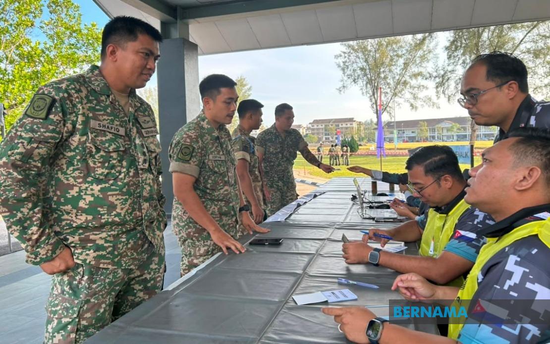 Johor State Election Early Voting Begins Under Clear Skies