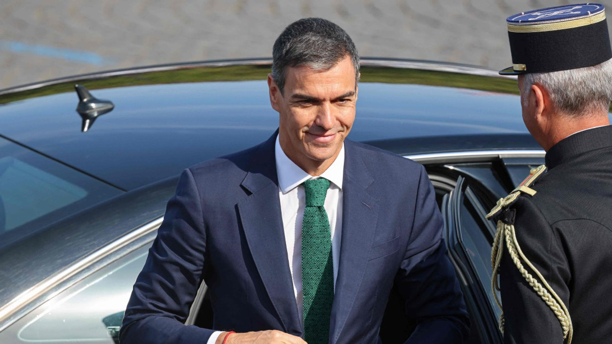 Spain's PM Hails 'Unique' National Team Spirit Ahead of World Cup Final Showdown