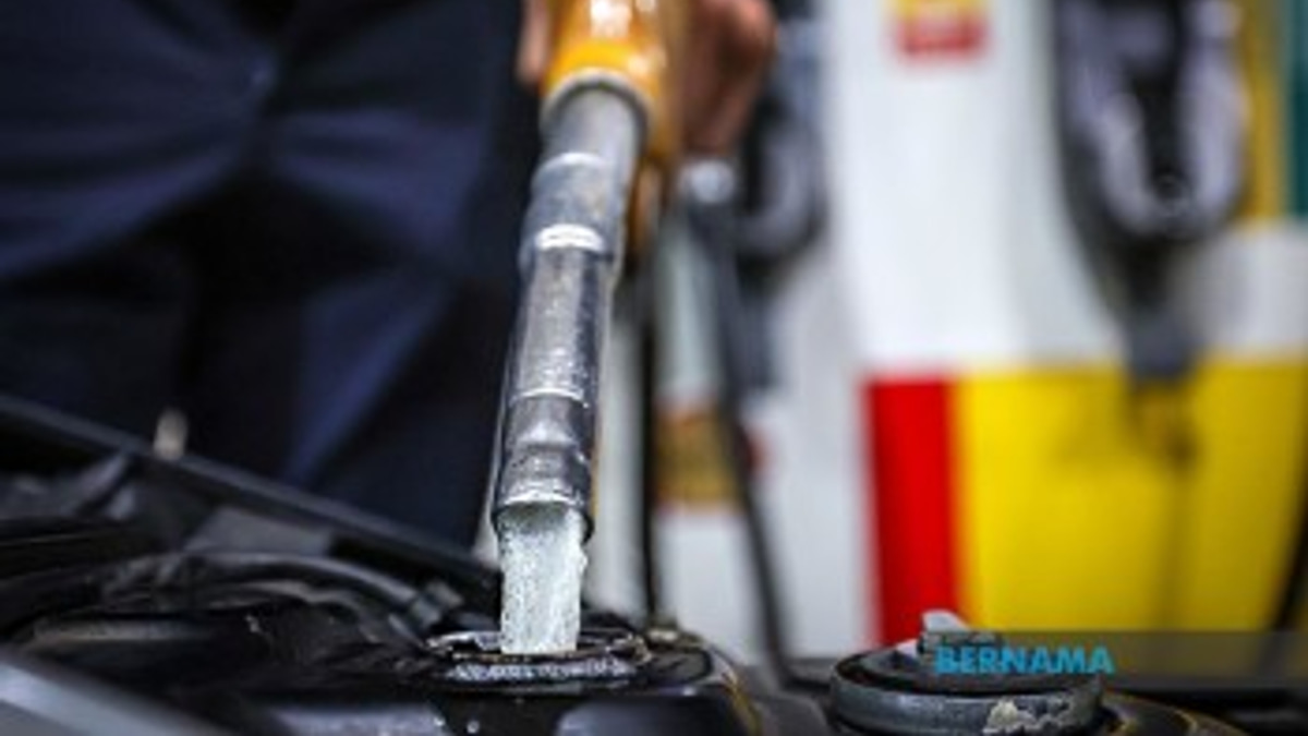 Malaysia Faces RM3.5 Billion Monthly Subsidy Bill If Oil Stays At US$90