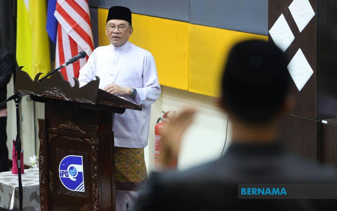 Malaysia Must Develop Teachers With Tech Skills and Strong Moral Grounding, PM Says