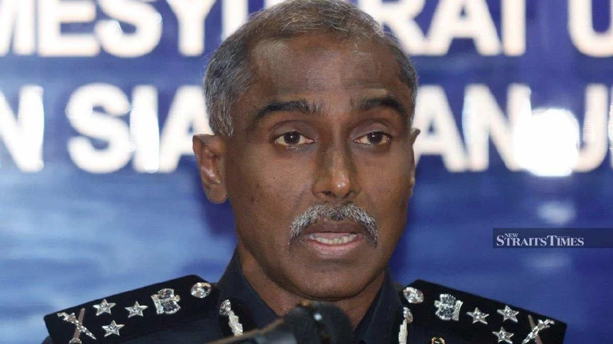 Police net 349 suspects in Selangor sweep, including five under security laws
