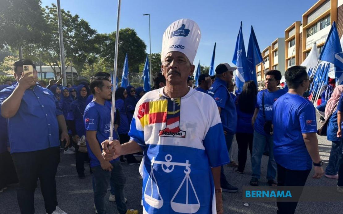 Selangor Retiree Spends Own Savings to Support Onn Hafiz in Johor Election
