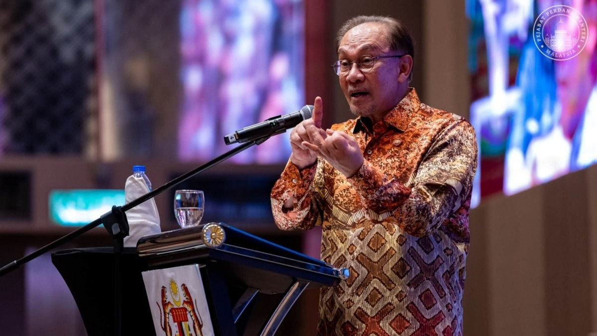 Government Will Do Its Utmost To Address Young People's Challenges, Says PM Anwar
