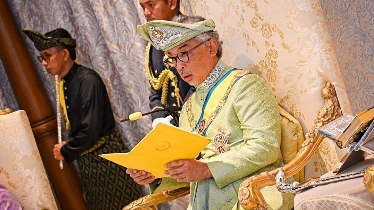 Sultan Pahang Calls for Crackdown on Street Racing Culture and Illegal Settlements