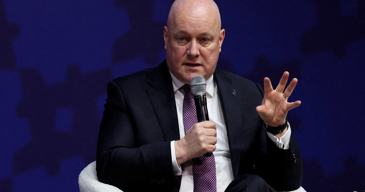 New Zealand PM Luxon Opens Door to Electoral System Referendum Amid Coalition Tensions
