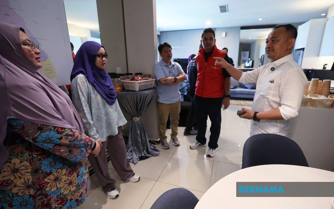Maszlee Malik Pledges Digital-First Constituent Services for Puteri Wangsa Campaign