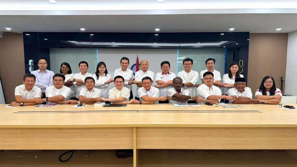 Perak DAP Votes to Stay in Unity Government, Cites Reform Agenda and Political Stability