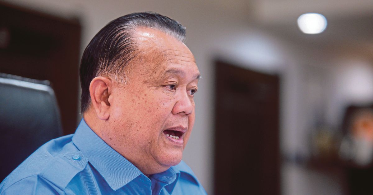 Works Minister Nanta Linggi Exits Parliament, Shifts Focus to Sarawak State Assembly