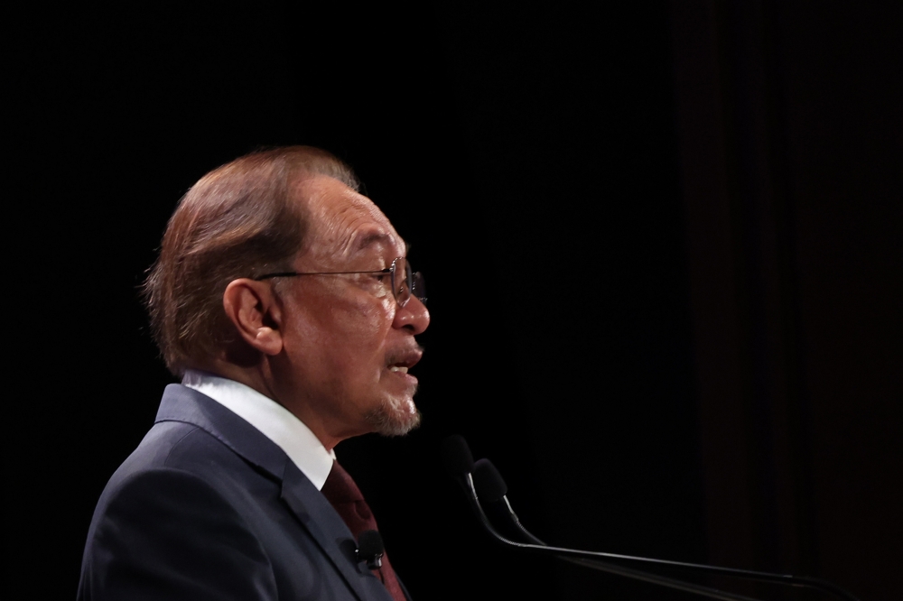 Anwar Ibrahim Initiates Defamation Legal Action Against PAS Deputy President Tuan Ibrahim