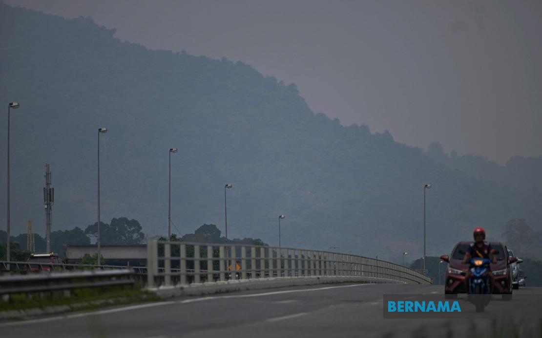 Serian's Air Quality Plummets to Very Unhealthy Levels as Transboundary Haze Blankets Sarawak