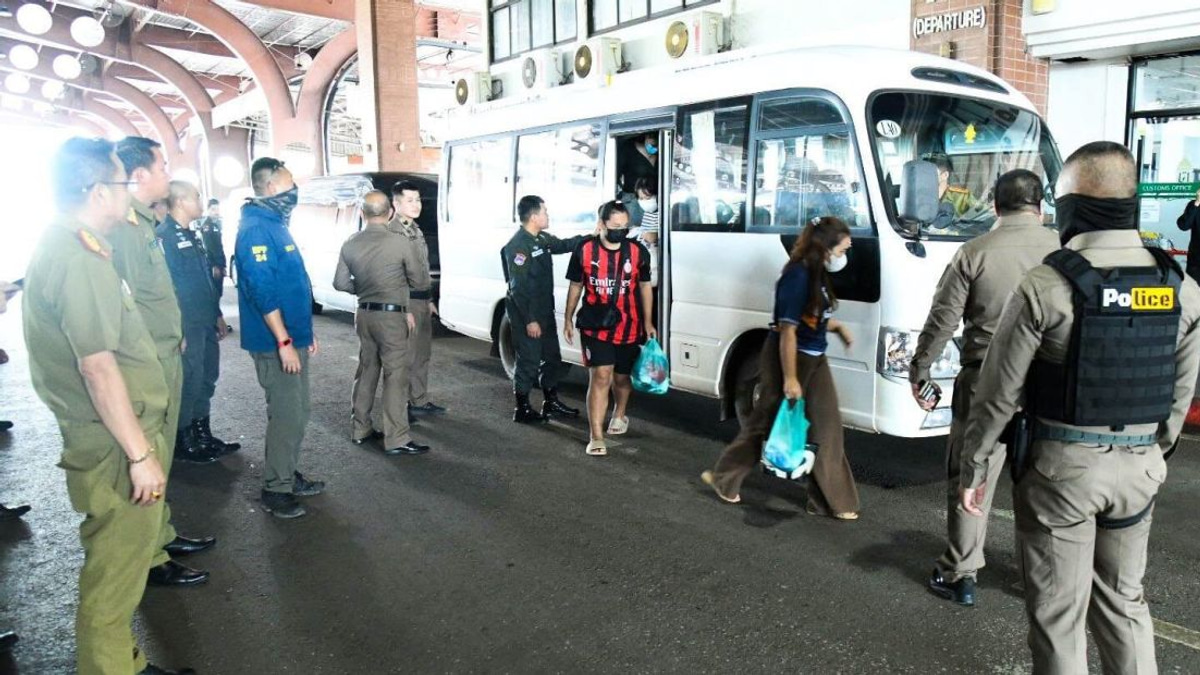 Laos Deports 32 Thai Nationals Following Major ST Vegas Fraud Complex Raid