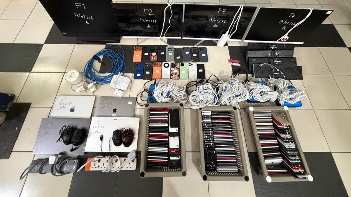 Perak police dismantle suspected online fraud network with arrest of 18 Chinese nationals