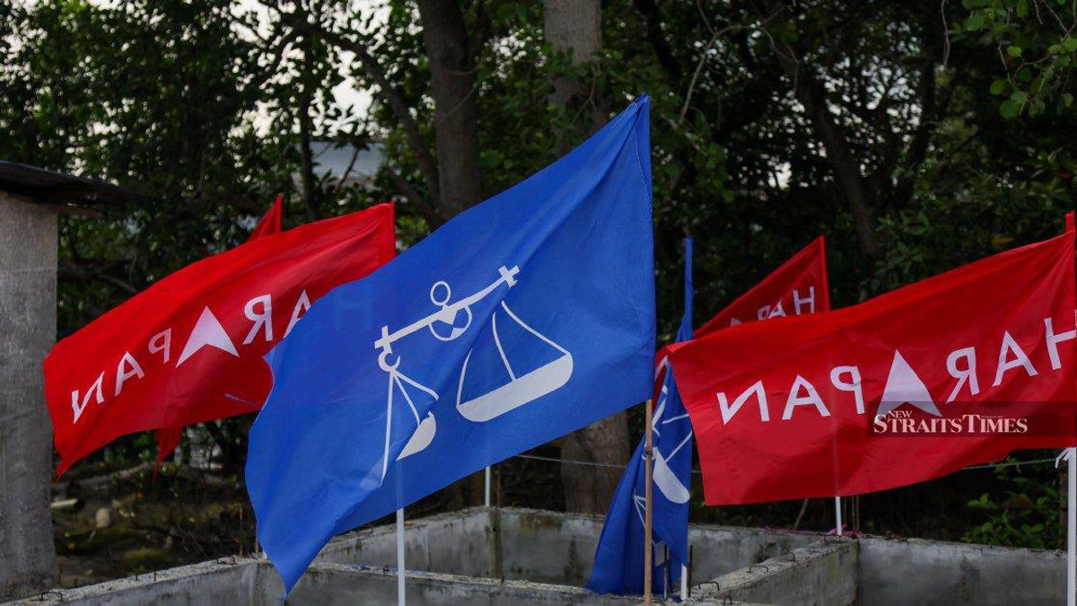 PH Youth Demands BN Cabinet Resignations Over PN Alliance
