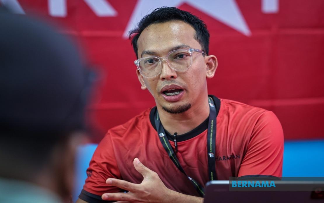 Johor Challenger Pursues Youth Vote in BN Stronghold