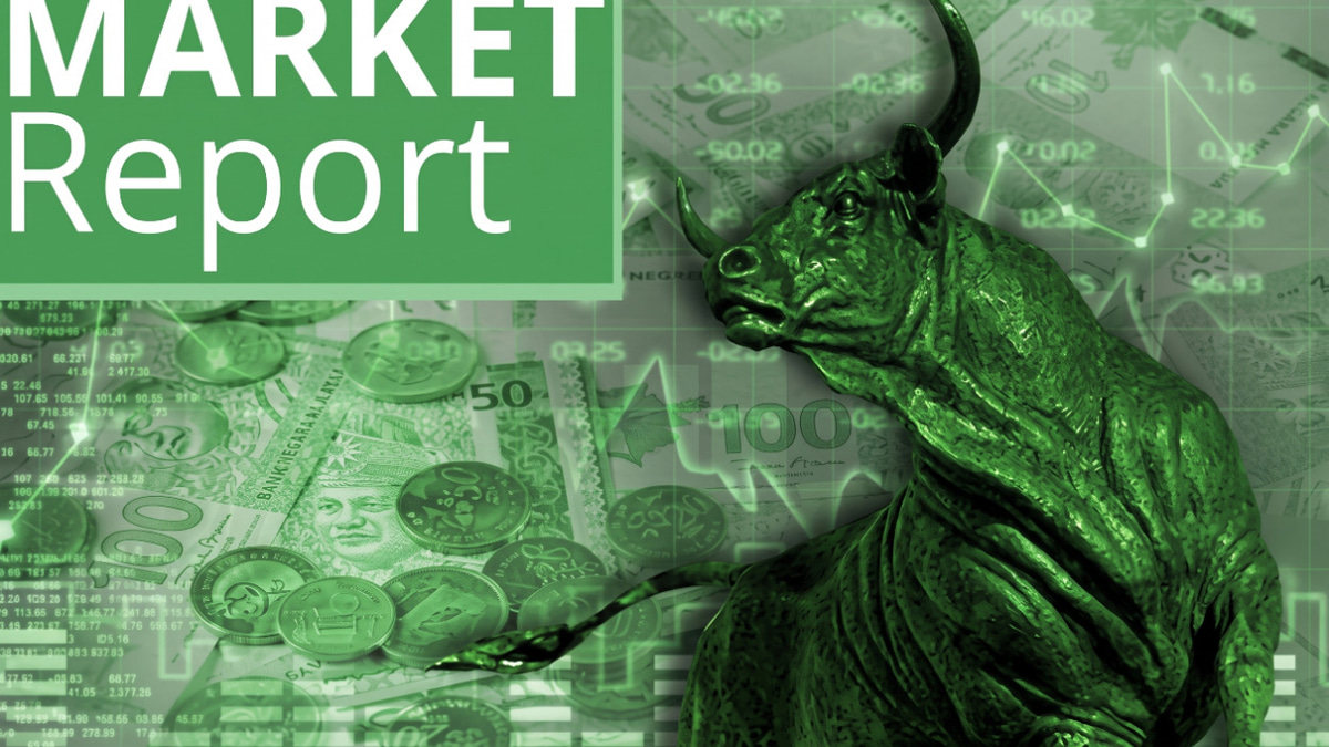Bursa Malaysia Accelerates as Tech Boom and Oil Weakness Drive Buying Spree